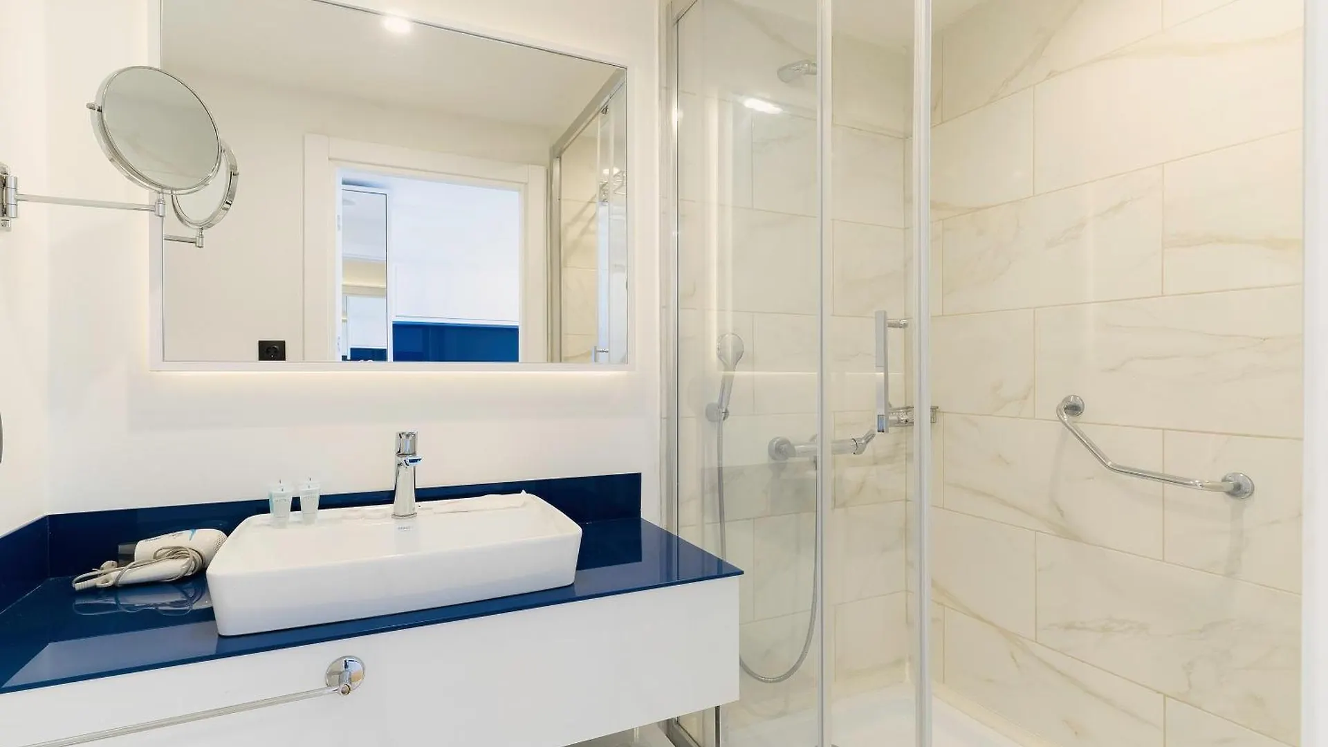 Amazing Orbi Hotel Batumi 0*,
